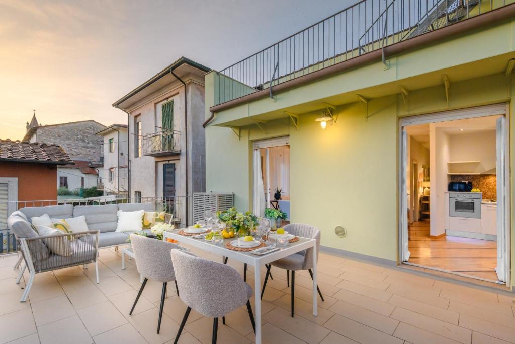 The City Terrace Apartment - 2