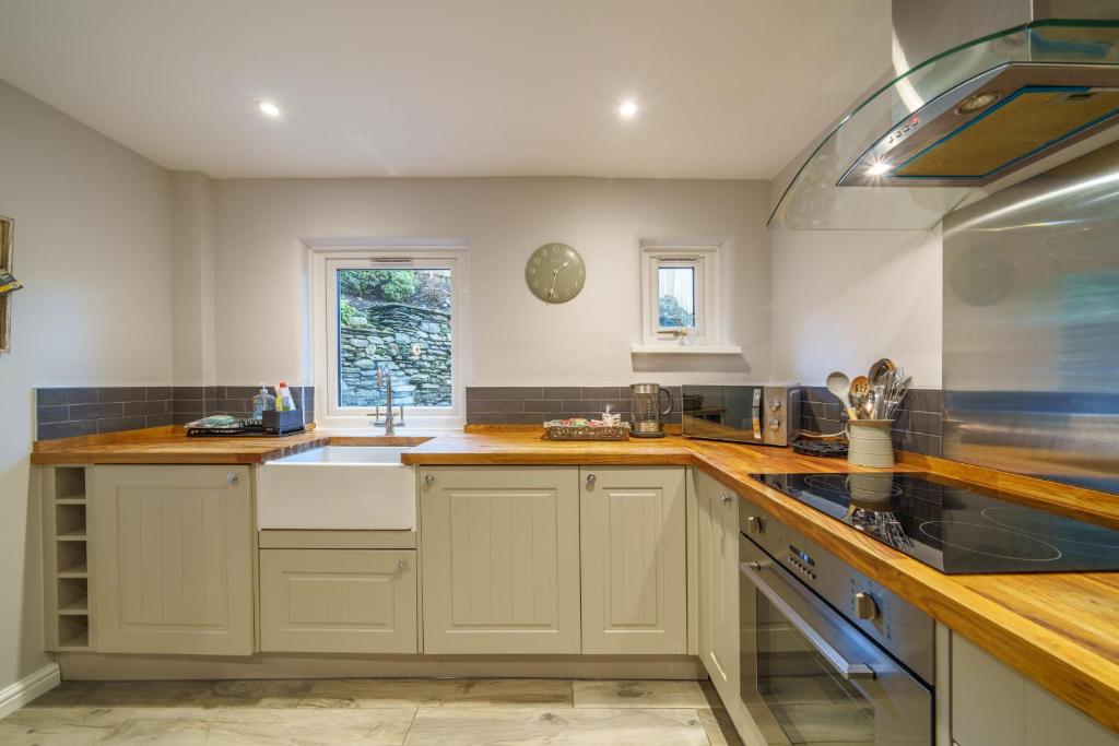 Laburnum Cottage Windermere photo 8