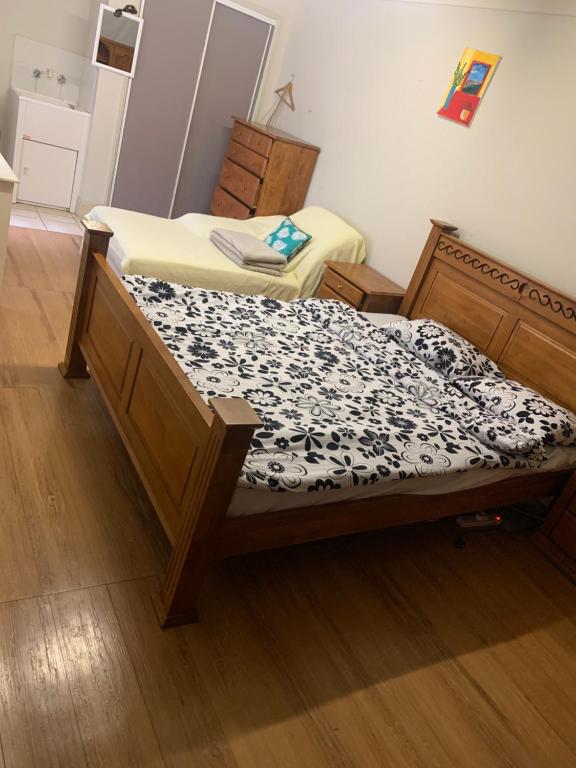 Private room, Gold Coast