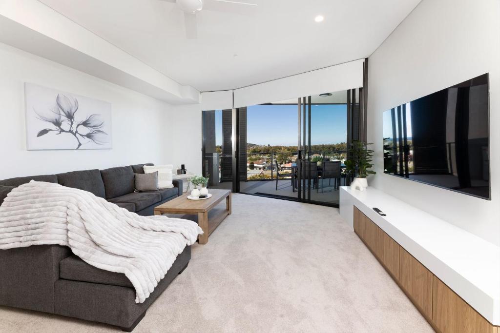 Solaris 506, Forster