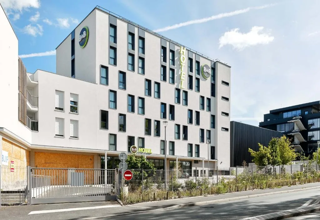 B&B HOTEL Champigny-sur-Marne，位于马恩河畔的尚格尼的酒店