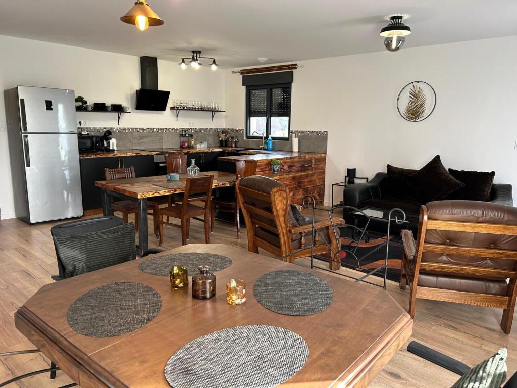 Paisible MAISON familiale - 4 Chambres - 2 SDB - terrasse et jardin - parking privé - Limoges - 1