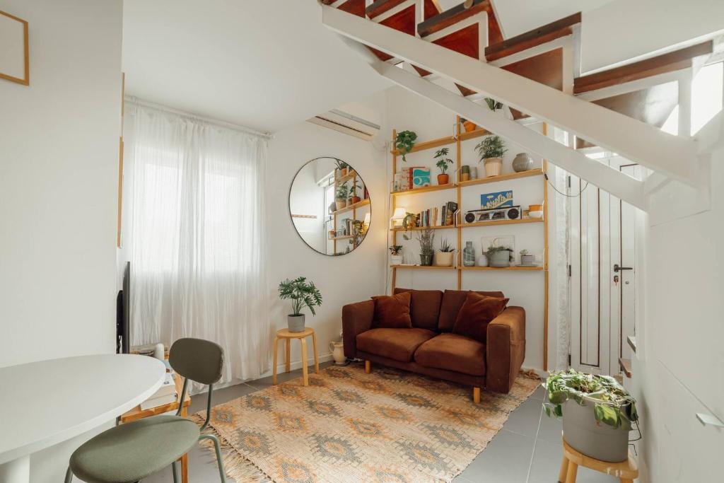 Modern Studio by Hosty, Porto