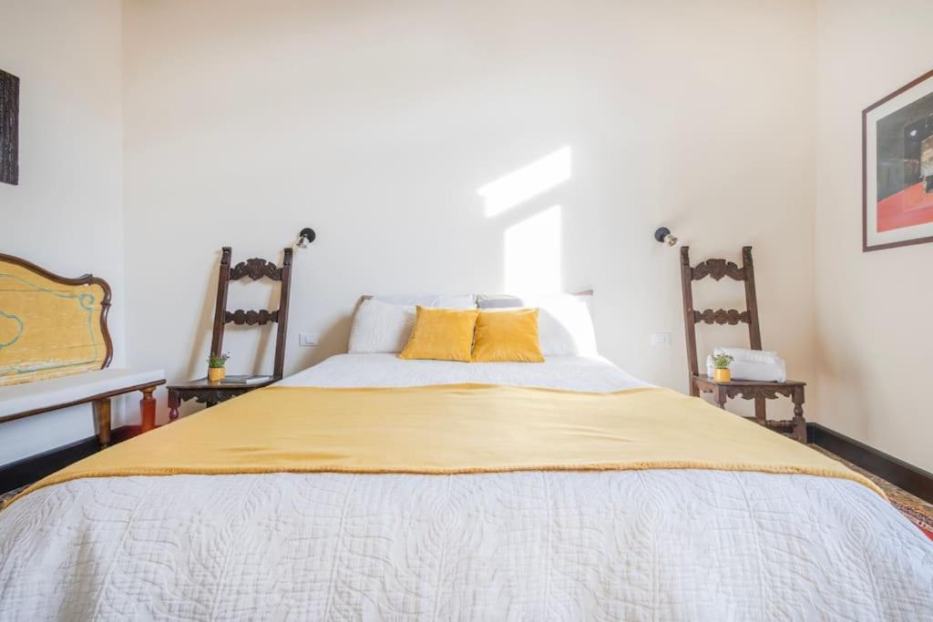 Canal View Luxury Heritage Retreat 2 Bedroom - 4