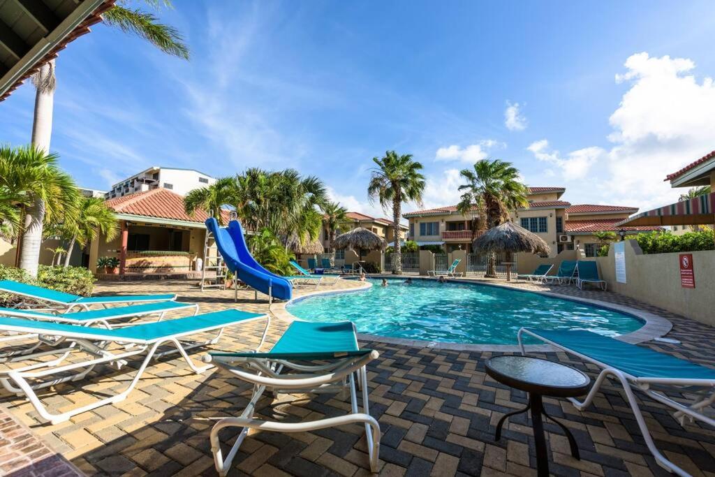 Palma Real 69 - Palm Beach 2 bedrooms Condo, Palm-Eagle Beach