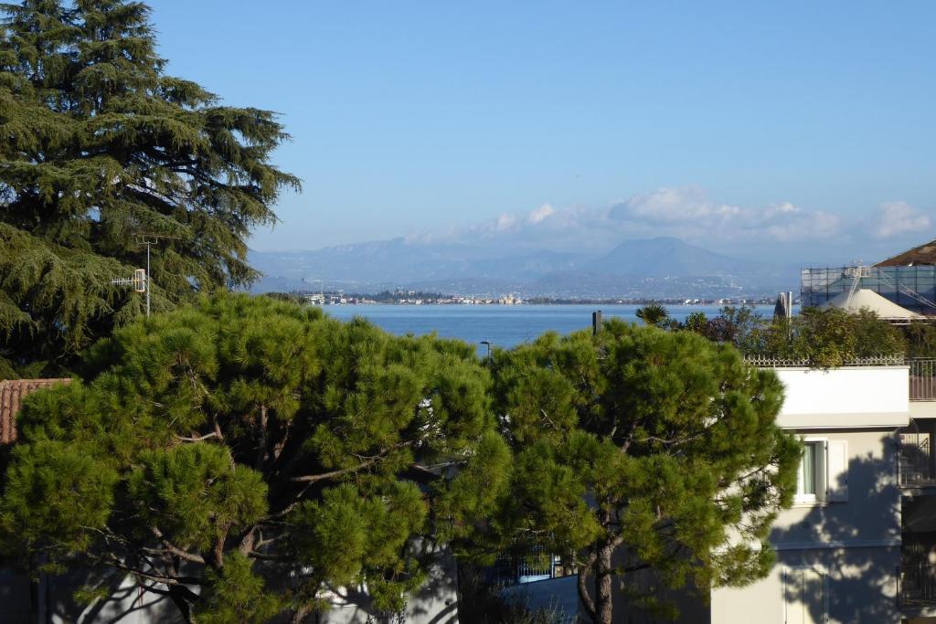 Catullo 18 Apartment, Garda Lake, Jacuzzi, Fitness, Ac - 3
