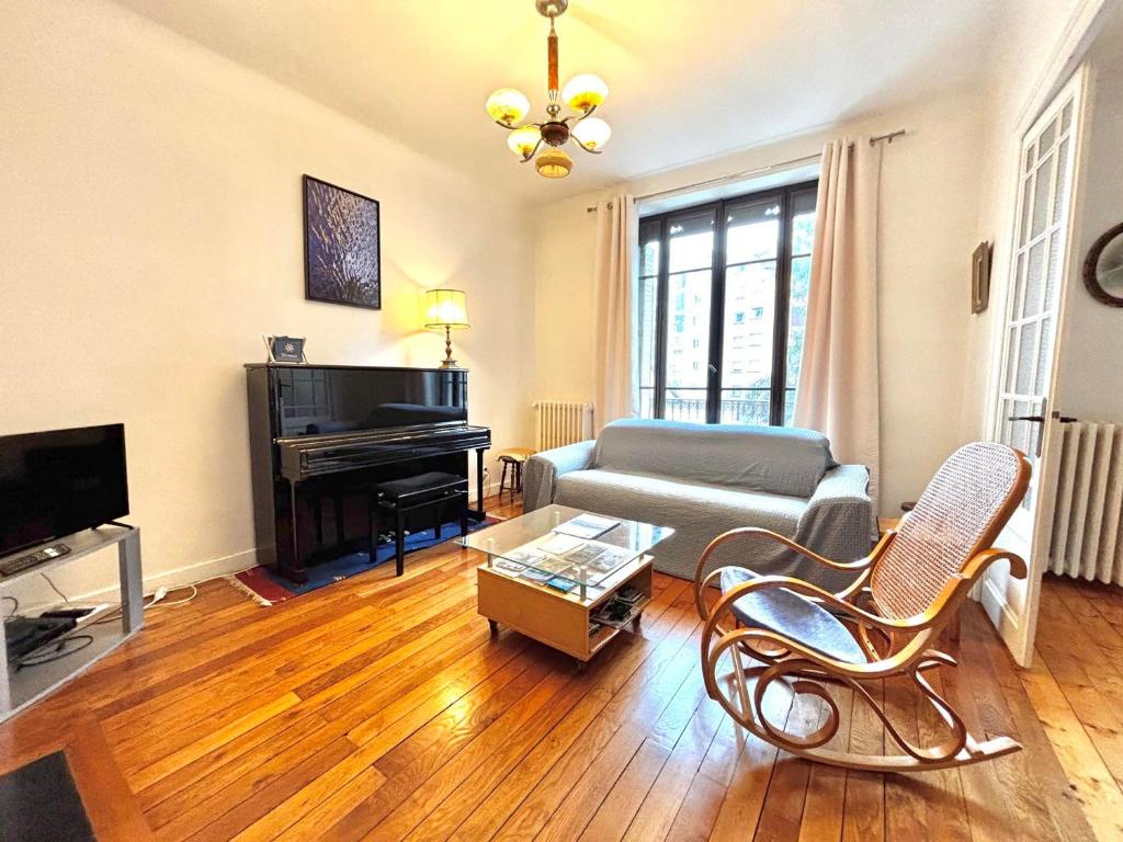 Spacieux appartement central 3* avec parking - FR-1-432-13 - 3