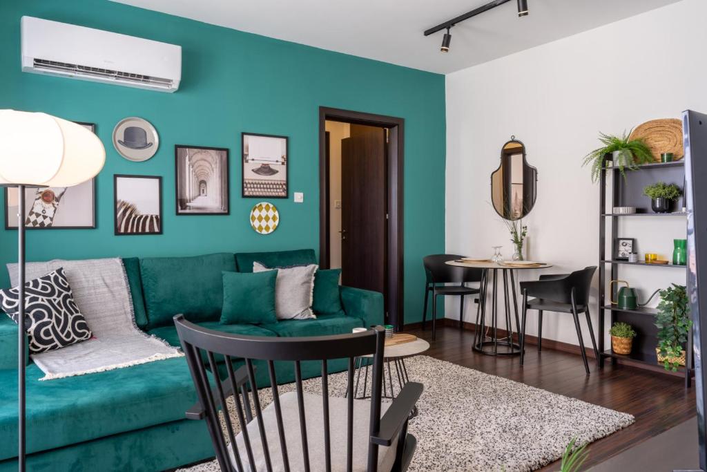 Harbor 101 Stylish 1BR Apartment in Larnaca, Larnaka