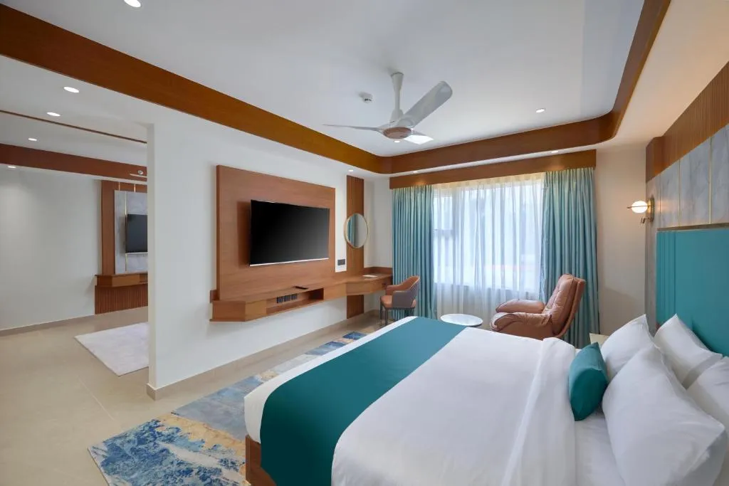 Kowju Airport Hotel Calicut, hotel in Kondotti