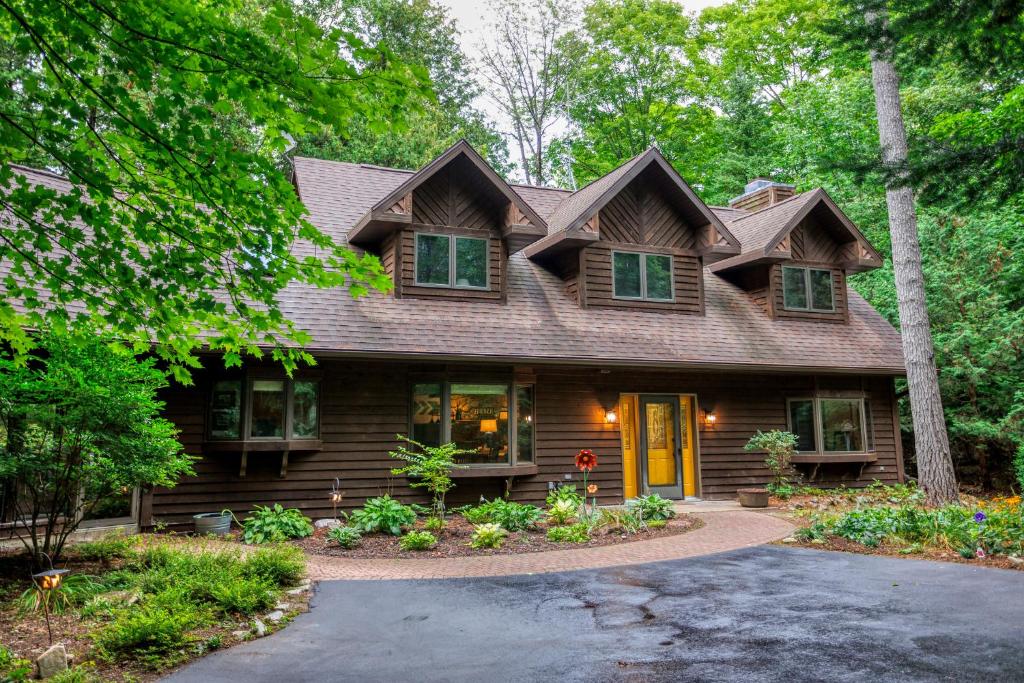 Asher Manor by Simple Life Rentals, Egg Harbor