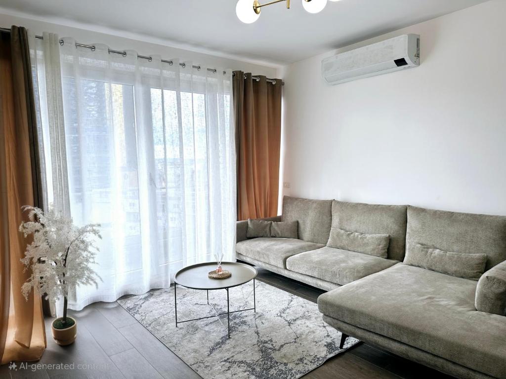 Free Parking Skanderbeg Square - Spacious Central Apartment, Tirana