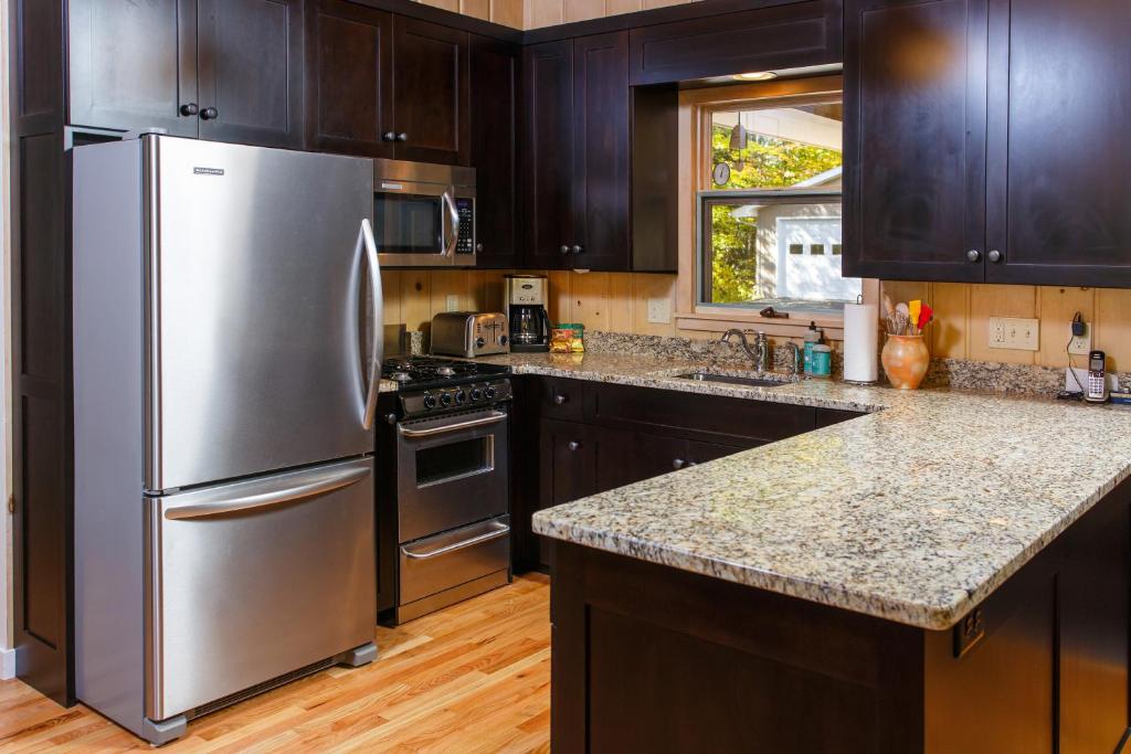 Roo Retreat by Simple Life Rentals, Baileys Harbor