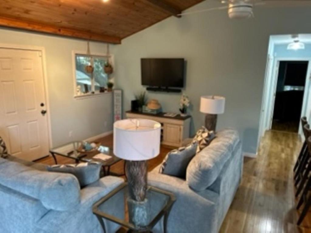 Playing Hookie LLC, Dauphin Island