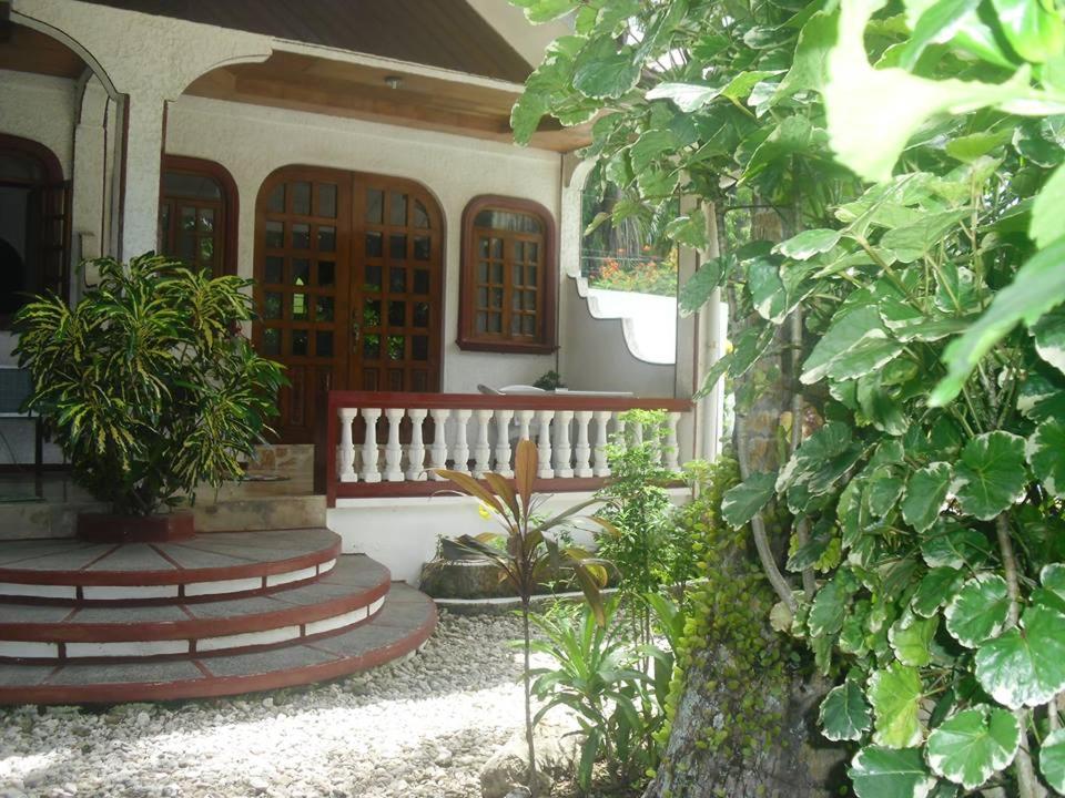 Blue Crystal Beach Resort photo
