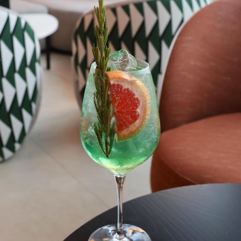 Bar/lounge