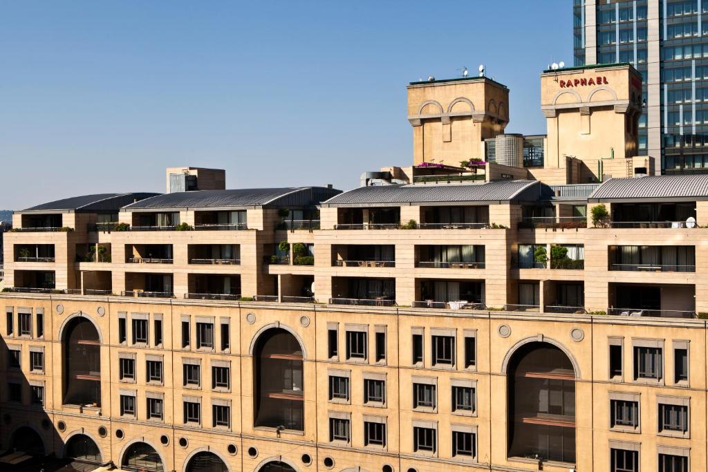 Raphael Penthouse Suites photo