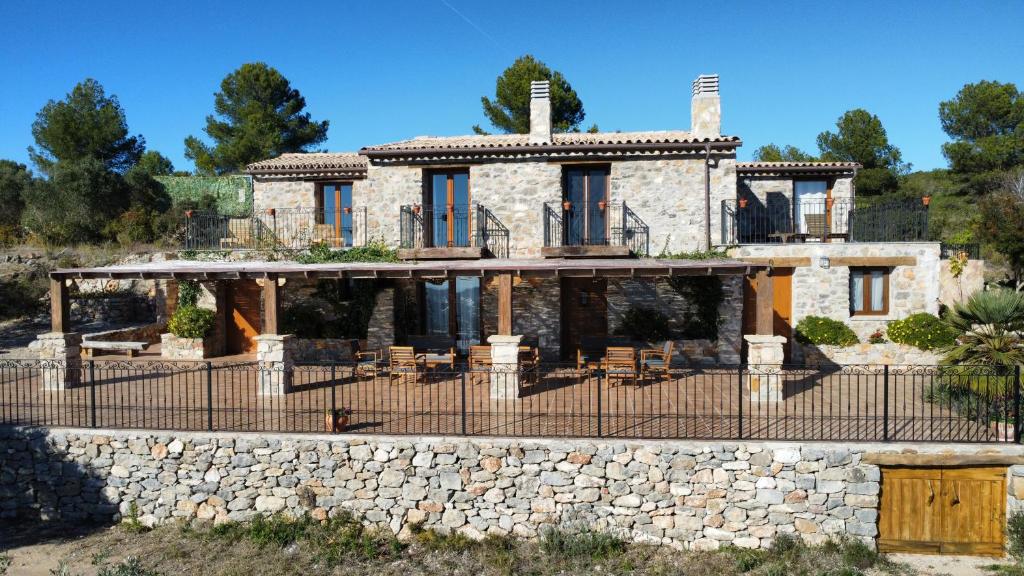 La Cueva de Miravet - villa de lujo en la cima de la montaña con vistas al mar, Cabanes