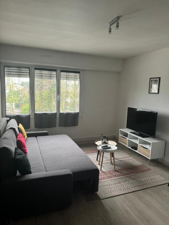 Talence - Studio 25 m2 dans résidence avec parking privé à 10 mn de Bordeaux en Tram, Talence