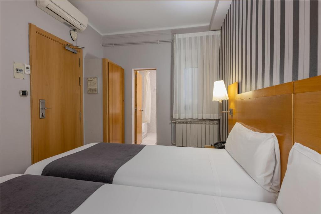 Hotel Lyon - 2