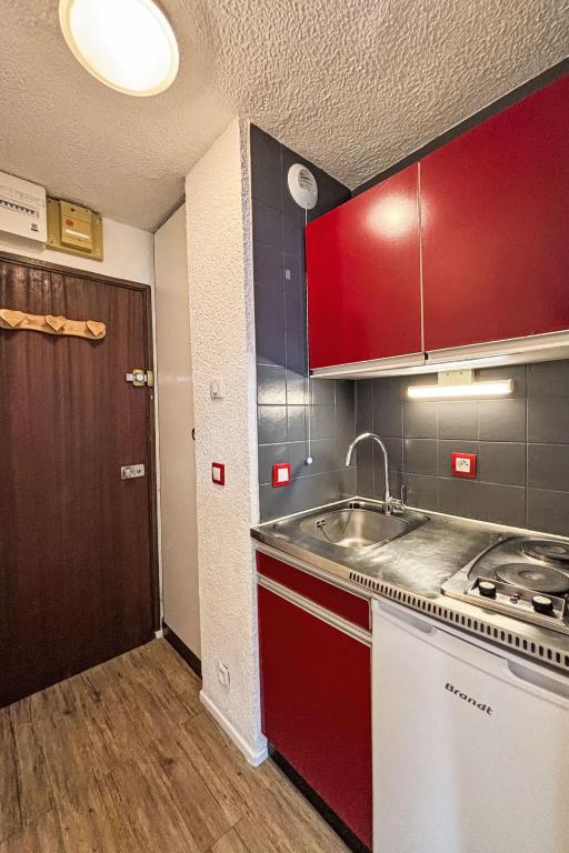 Studio Les Tommeuses - Val Claret-25 by Interhome - 4