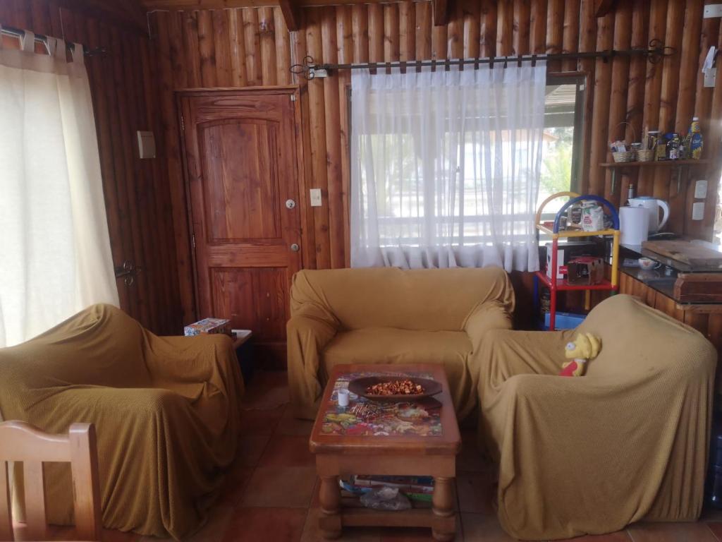 Casa Pichidangui 8 personas Se arrienda desde 3 noches - 4