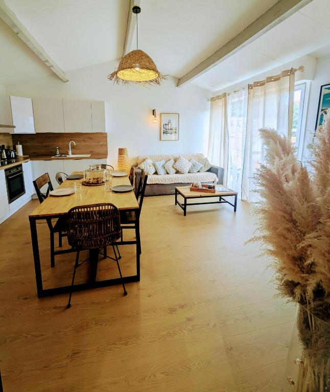 42 m2 d'élégance avec terrasse, parking, belle vue - 3