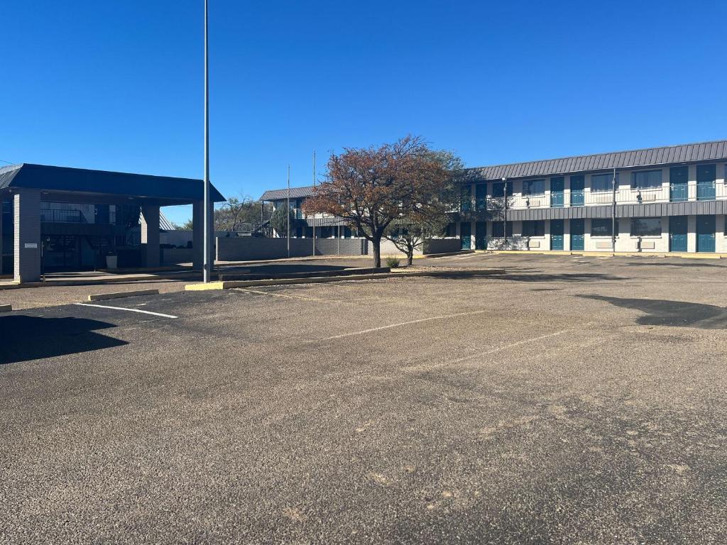 Studio 6 Borger, TX Boom Town, Borger