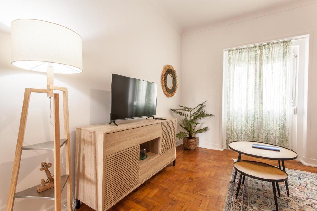 Beachside First Floor Apartment, Costa de Caparica