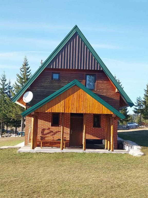 House in forest - 5