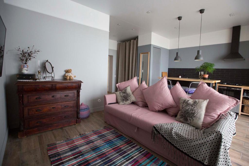 Дизайнерская студия с панорамными окнами