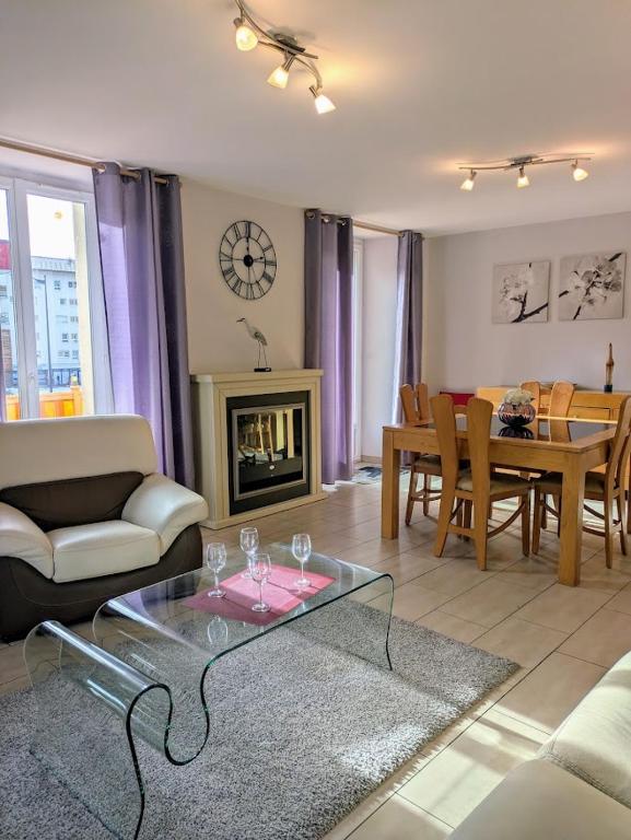 Appartement 6 pers, centre-ville- T3, 90m2, Briançon