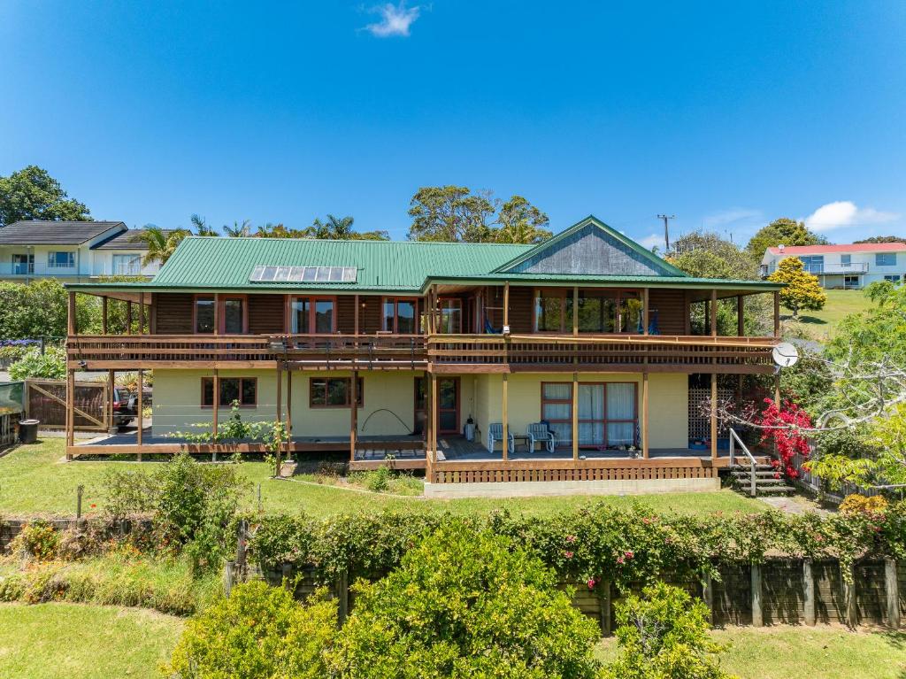 Serenity Hills - Mangonui Holiday Home, Mangonui