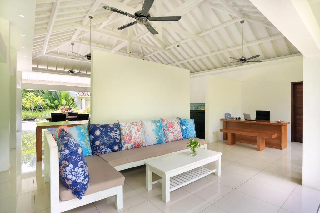 Pondok Anggrek Putih Homestay photo