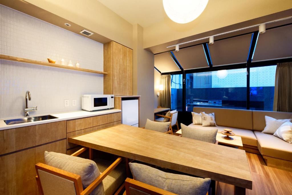 Comforts81 DOTONBORI