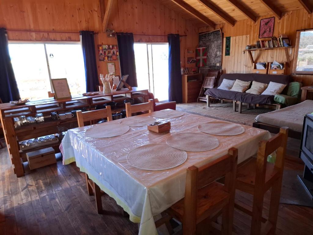EKILIBRE Surf Eco Hostal - 4