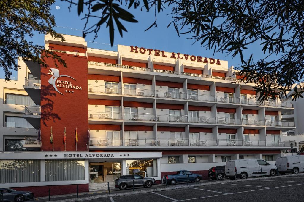 โรงแรมอัลโวราดา (Hotel Alvorada)