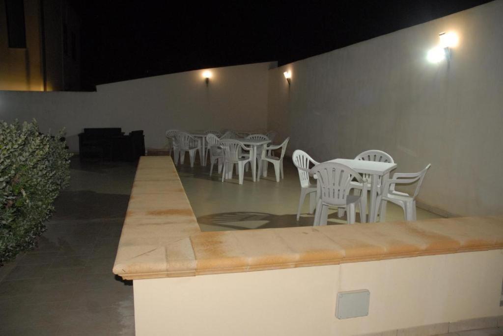 Oasi Tortuga Residence Appartamento 4 con Piscina e Barbecue h24 - 2