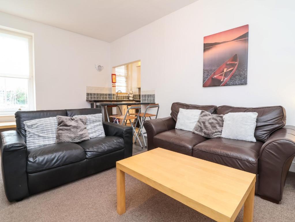 6 Searock Apartments, Ilfracombe