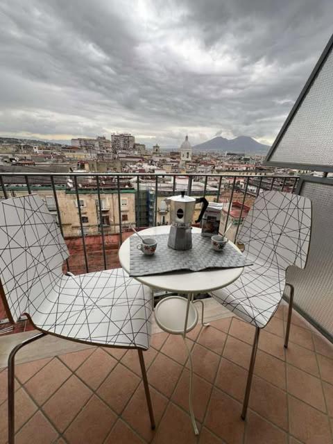 La finestra sul Vesuvio - 2