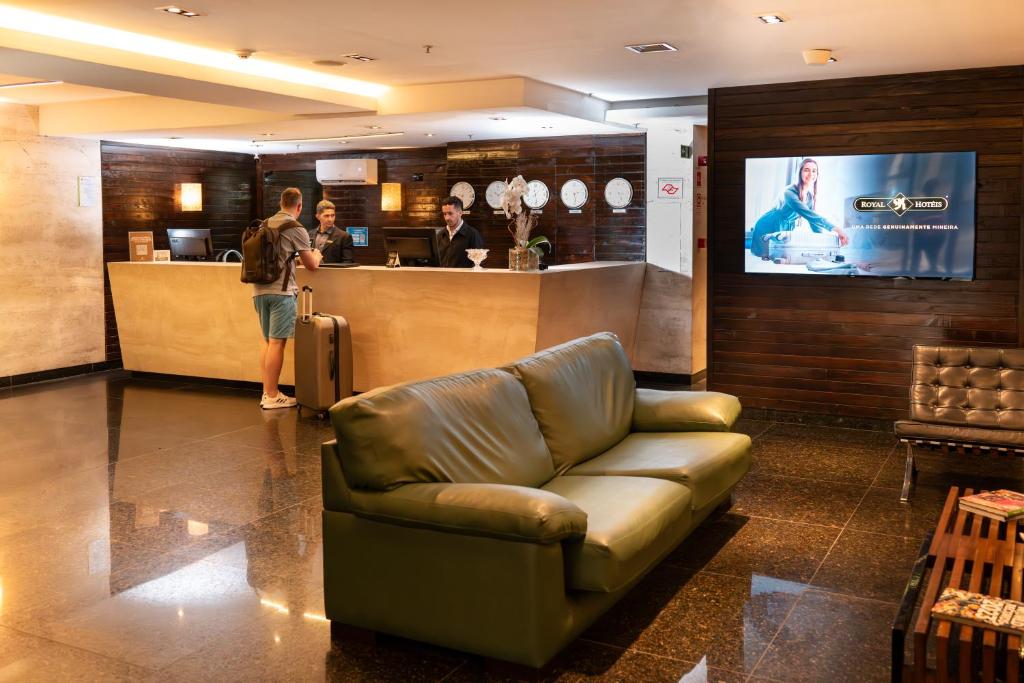 Shared lounge/TV area