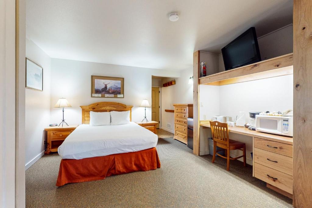 Seventh Mountain Resort Unit 1914, Bend