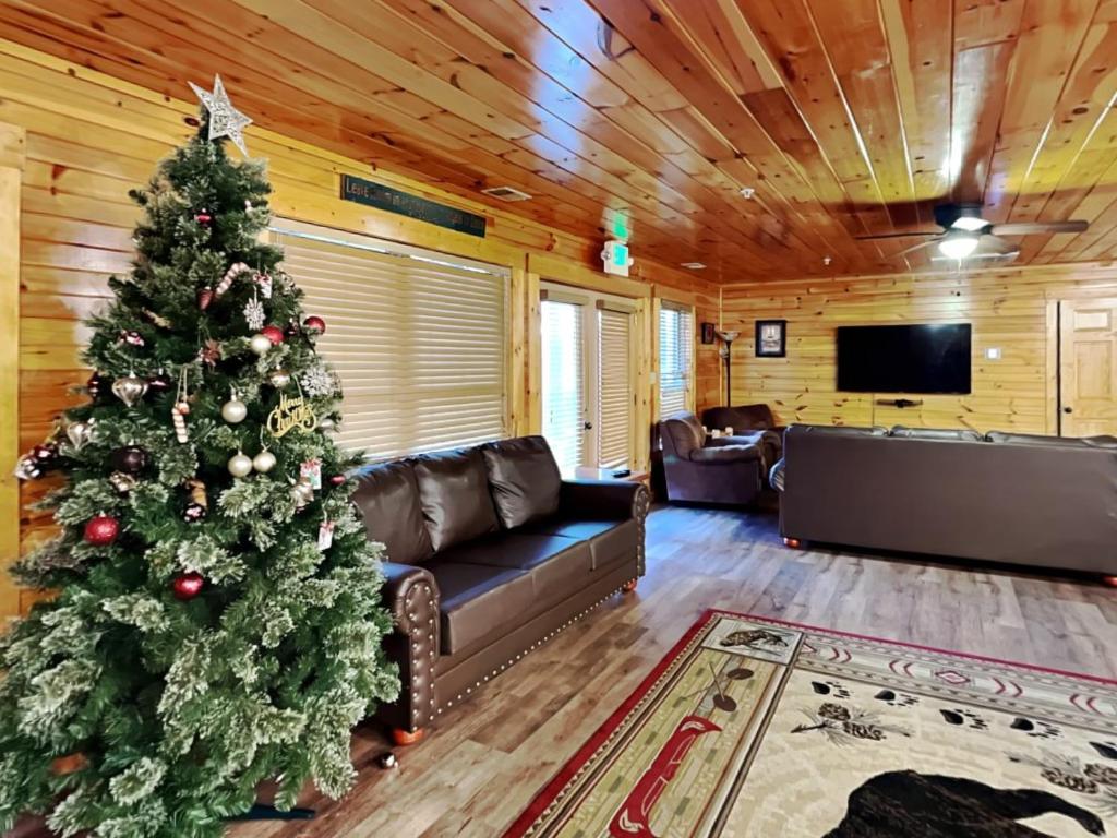 Hemlock Inn, Gatlinburg