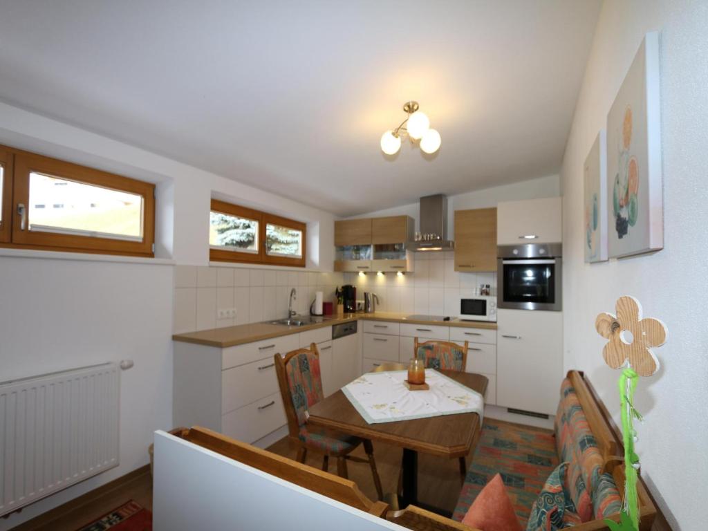 Apartment in Zillertal near Ski Slopes - 3