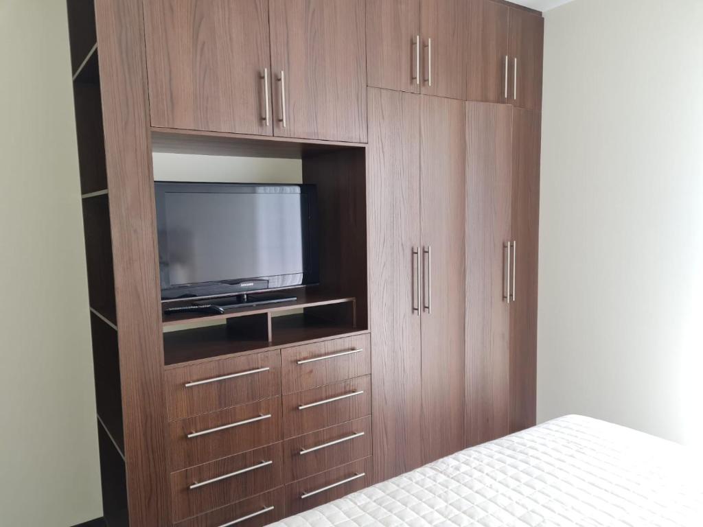 Espectacular dpto con piscina Condominio - 2