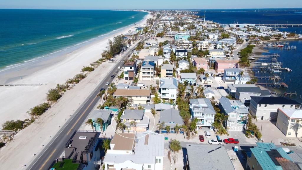 Sun Deck, Bradenton Beach