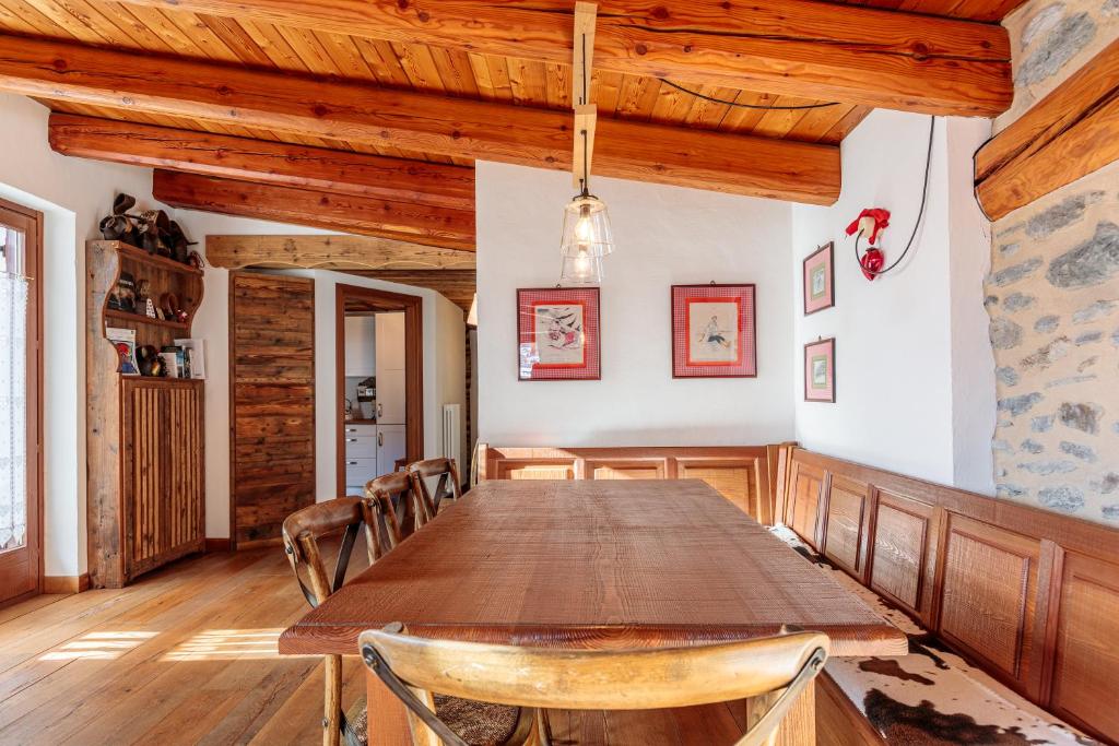 Le Chalet Des Vaches - 3