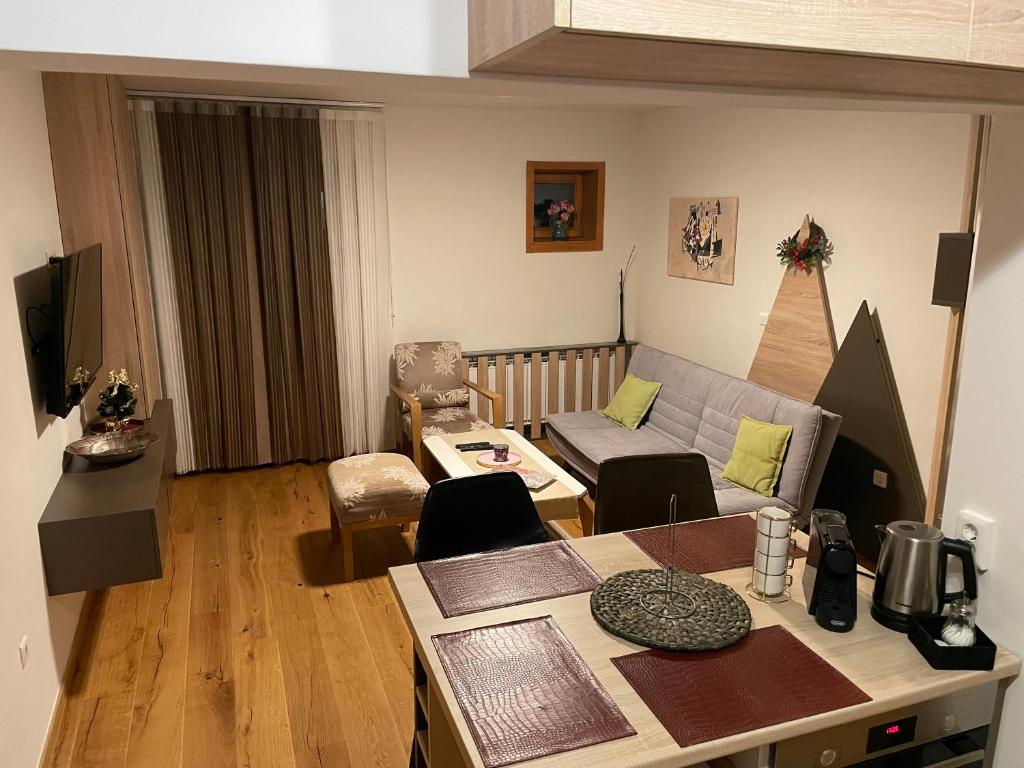 Apartman 212 - Aparthotel Vucko Jahorina - private host, Jahorina