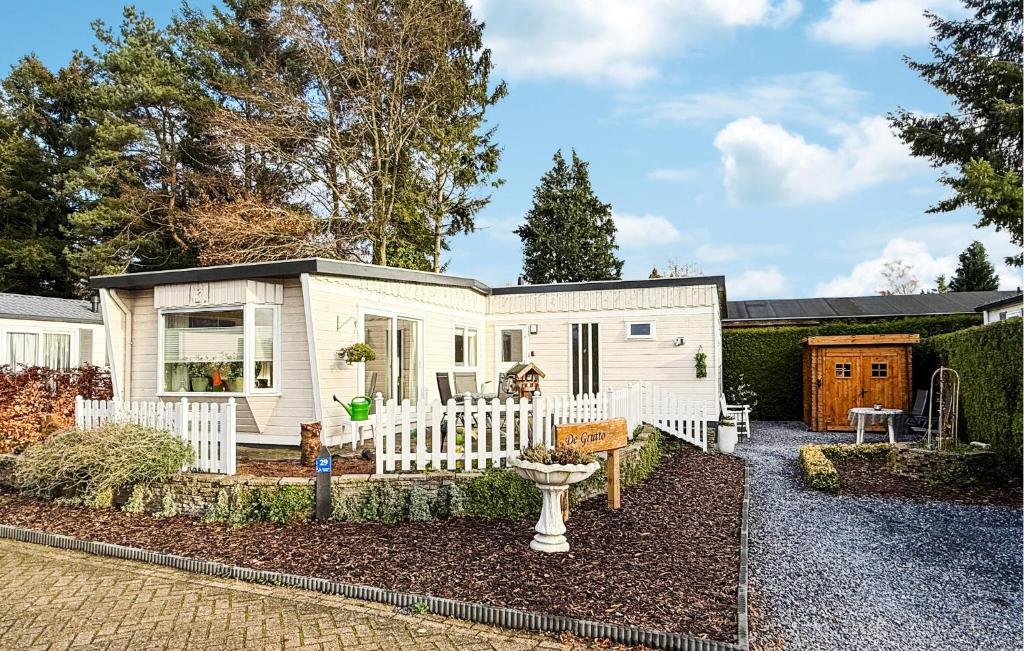 Nice Chalet In Putten, Putten