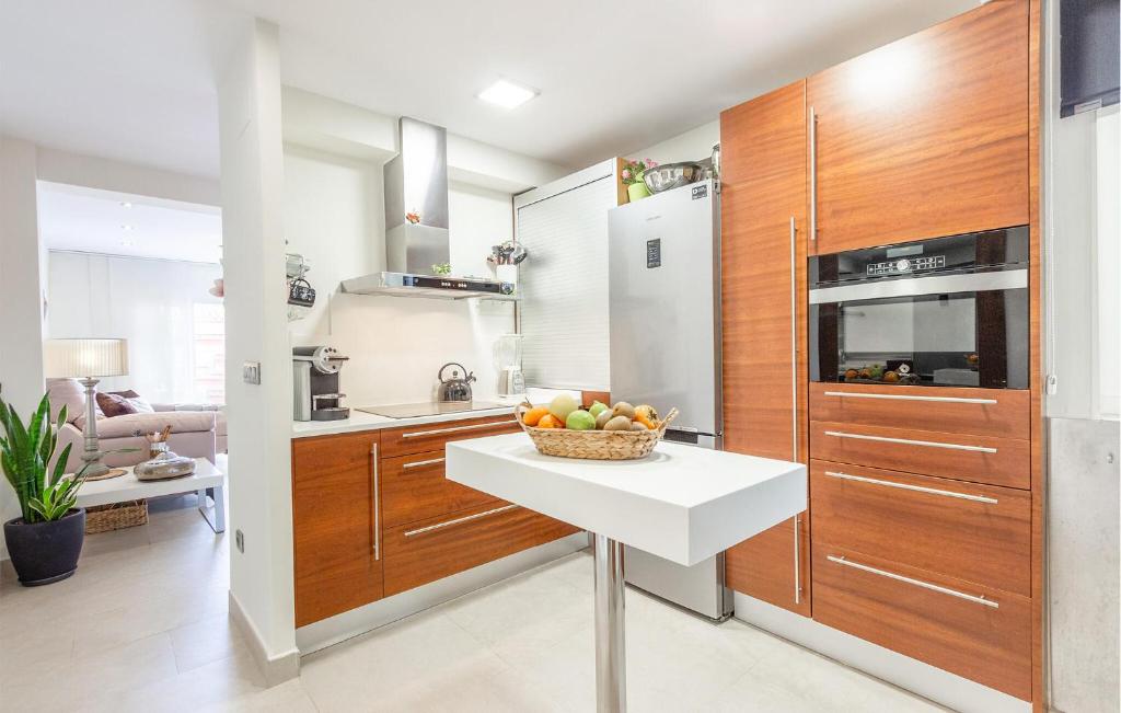 1 Bedroom Nice Apartment In El Campello - 5
