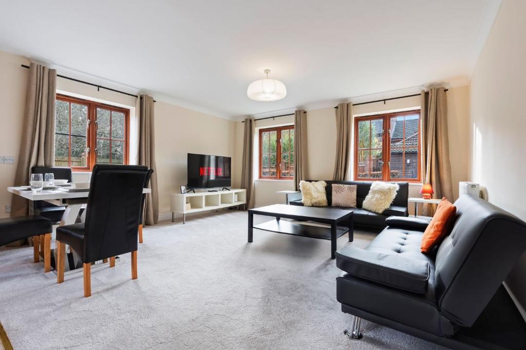 Cozy 2bed flat with free parking near Willen Lake in Milton Keynes, Milton Keynes